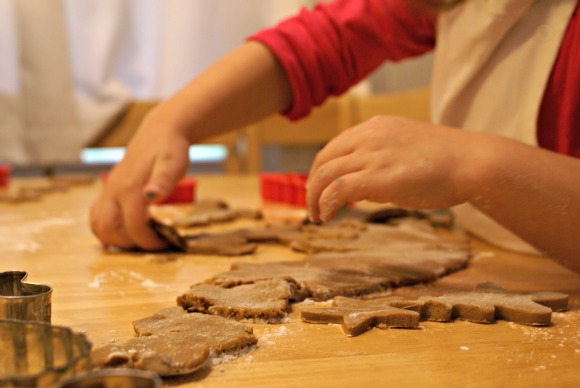 Jan Brett's Gingerbread Friends & Gingerbread Cookie recipe for cooking with kids in the kitchen.